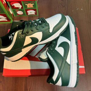 Nike Dunk Low Green White Women's Size  6.5-9.5